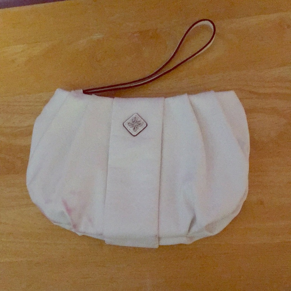 Vera Wang SimplyVera White purse/clutch